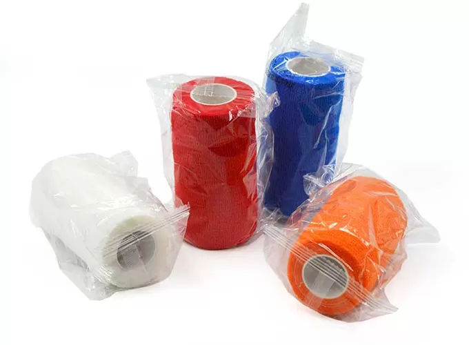 black nitrile medical gloves