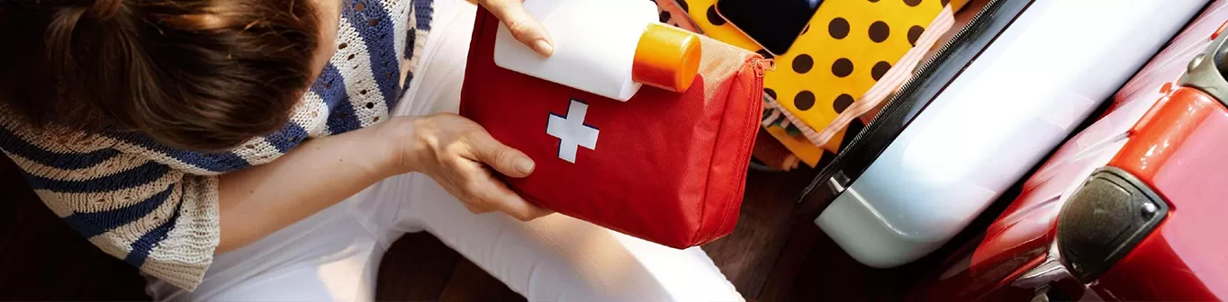 steps-for-using-a-travle,-outdoor,-home-first-aid--kit-jnc-501.png